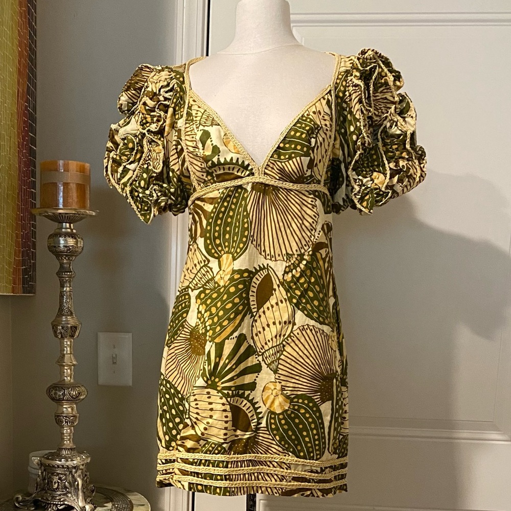 FARM Rio She’ll Mix Green and Gold Floral Mini Dress